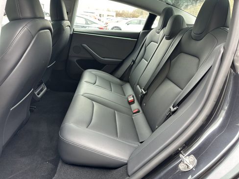 Used 2024 Tesla Model 3 image 33