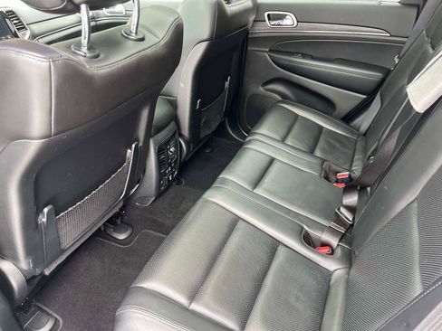 Used 2020 Jeep Grand Cherokee Limited w/ Luxury Group II image 14