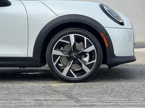 New 2026 MINI Cooper S image 3