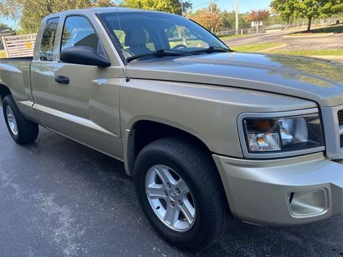 Used 2011 Dodge Dakota Big Horn image 14