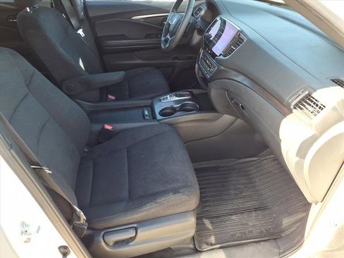 Used 2022 Honda Pilot Sport image 17
