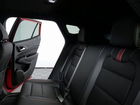 New 2026 Chevrolet Trax RS w/ Sunroof Package image 18