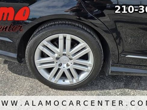 Used 2008 Mercedes-Benz C 300 Sedan image 12