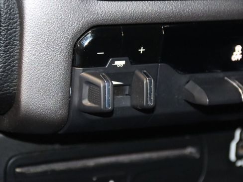 Used 2019 RAM 1500 Big Horn image 52