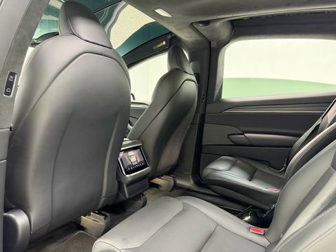 Used 2023 Tesla Model X image 16