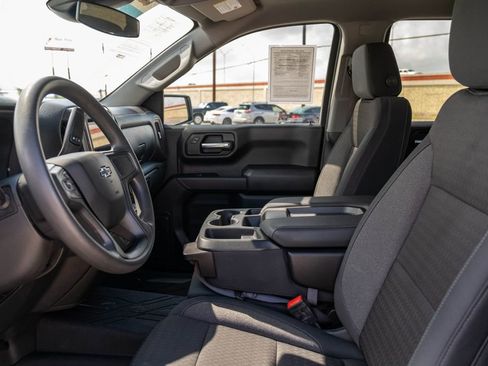 Used 2025 Chevrolet Silverado 1500 Custom Trail Boss w/ LPO, Dark Essentials Package AWD/4WD image 13