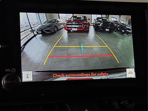 Certified 2025 Toyota RAV4 LE image 21