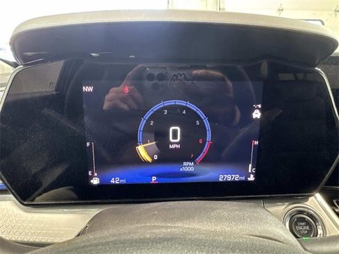 Used 2024 Chevrolet Trax LT image 9