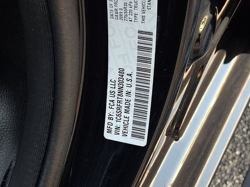 Used 2022 RAM 1500 Laramie AWD/4WD image 29