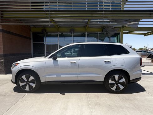 Used 2025 Volvo EX90 Plus AWD/4WD image 7