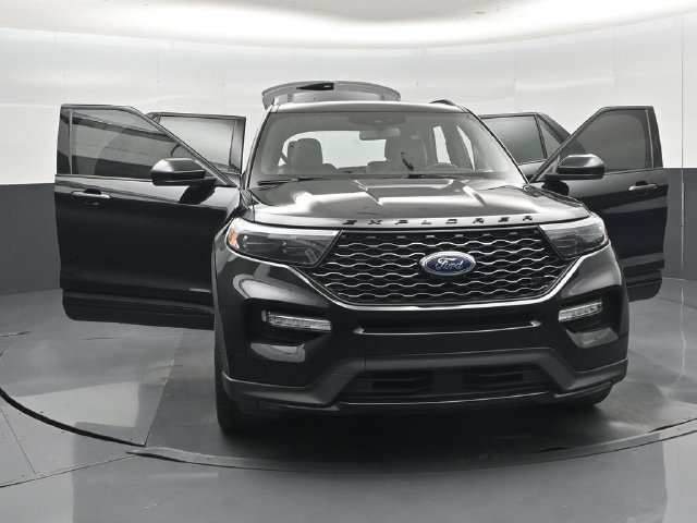 Used 2023 Ford Explorer ST w/ ST Street Pack AWD/4WD image 59