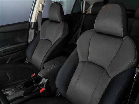 Used 2019 Subaru Crosstrek 2.0i AWD/4WD image 5