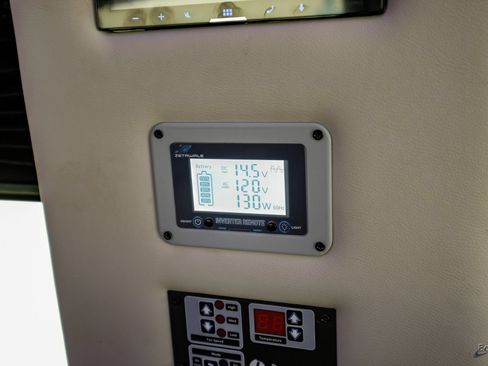 Used 2023 Mercedes-Benz Sprinter 3500 image 94