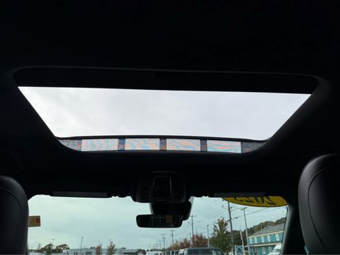 Used 2025 Jeep Grand Cherokee L Altitude image 29