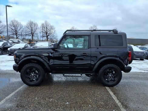 Used 2024 Ford Bronco Black Diamond image 2