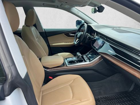 Used 2019 Audi Q8 Prestige AWD/4WD image 27