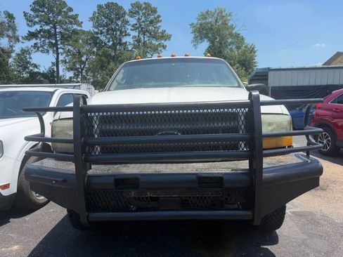 Used 1999 Ford F350 Lariat AWD/4WD image 2