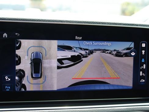 Used 2024 Mercedes-Benz GLE 350 4MATIC image 13