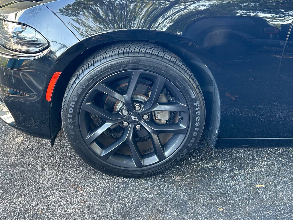 Used 2021 Dodge Charger SXT w/ Blacktop Package RWD image 25