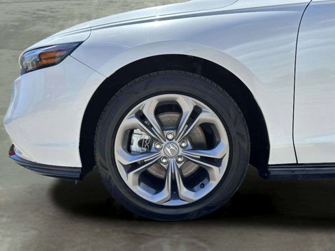 Used 2024 Honda Accord EX-L image 37
