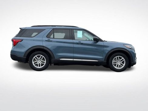 Used 2025 Ford Explorer Active w/ Active Comfort Package RWD image 27