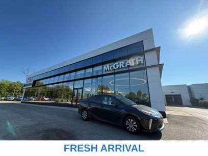 Used 2020 Toyota Prius LE