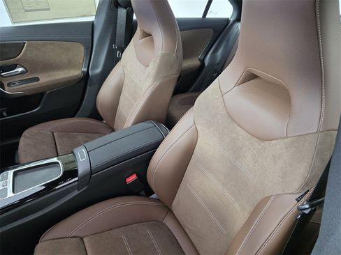 New 2026 Mercedes-Benz CLA 250 image 8