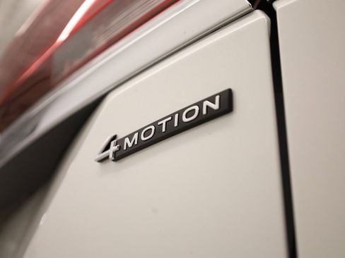 New 2026 Volkswagen Atlas SEL Premium R-Line image 43