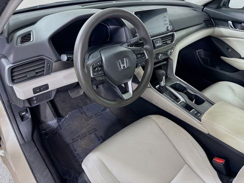 Used 2018 Honda Accord LX image 23