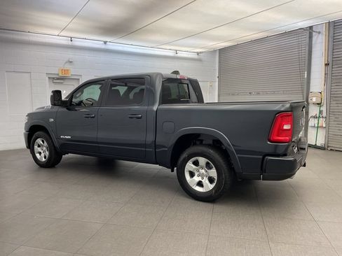 New 2026 RAM 1500 Big Horn AWD/4WD image 8