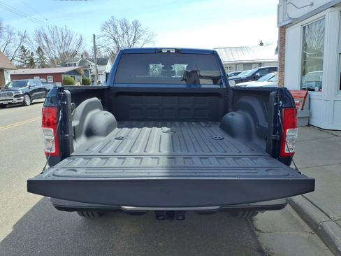 Used 2024 RAM 2500 Tradesman w/ Chrome Appearance Group image 20
