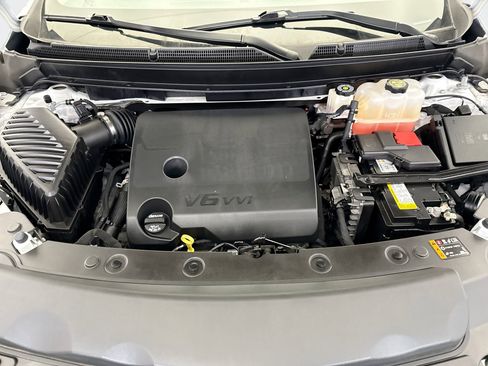 Used 2023 Buick Enclave Essence w/ Experience Buick Package image 24