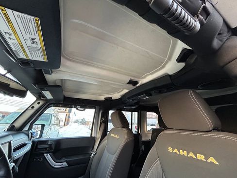 Used 2014 Jeep Wrangler Unlimited Sahara w/ Dual Top Group image 4