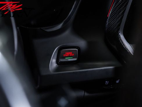Used 2018 Chevrolet Camaro ZL1 RWD image 39