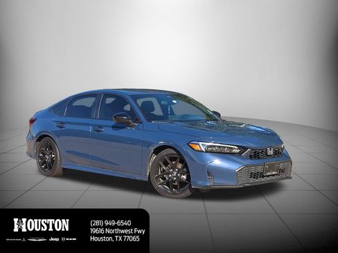 Used 2025 Honda Civic Sport image 3