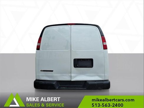 Used 2022 Chevrolet Express 2500 Extended w/ Driver Convenience Package image 6