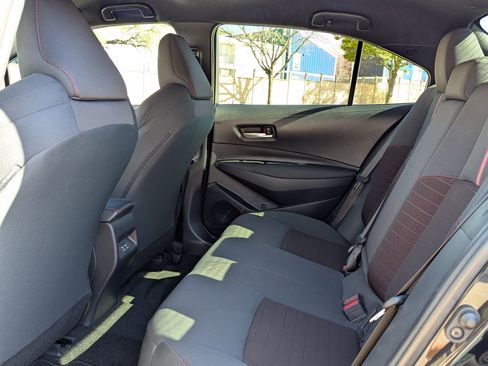 Used 2023 Toyota Corolla SE image 14