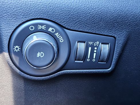 New 2026 Jeep Compass Trailhawk image 19