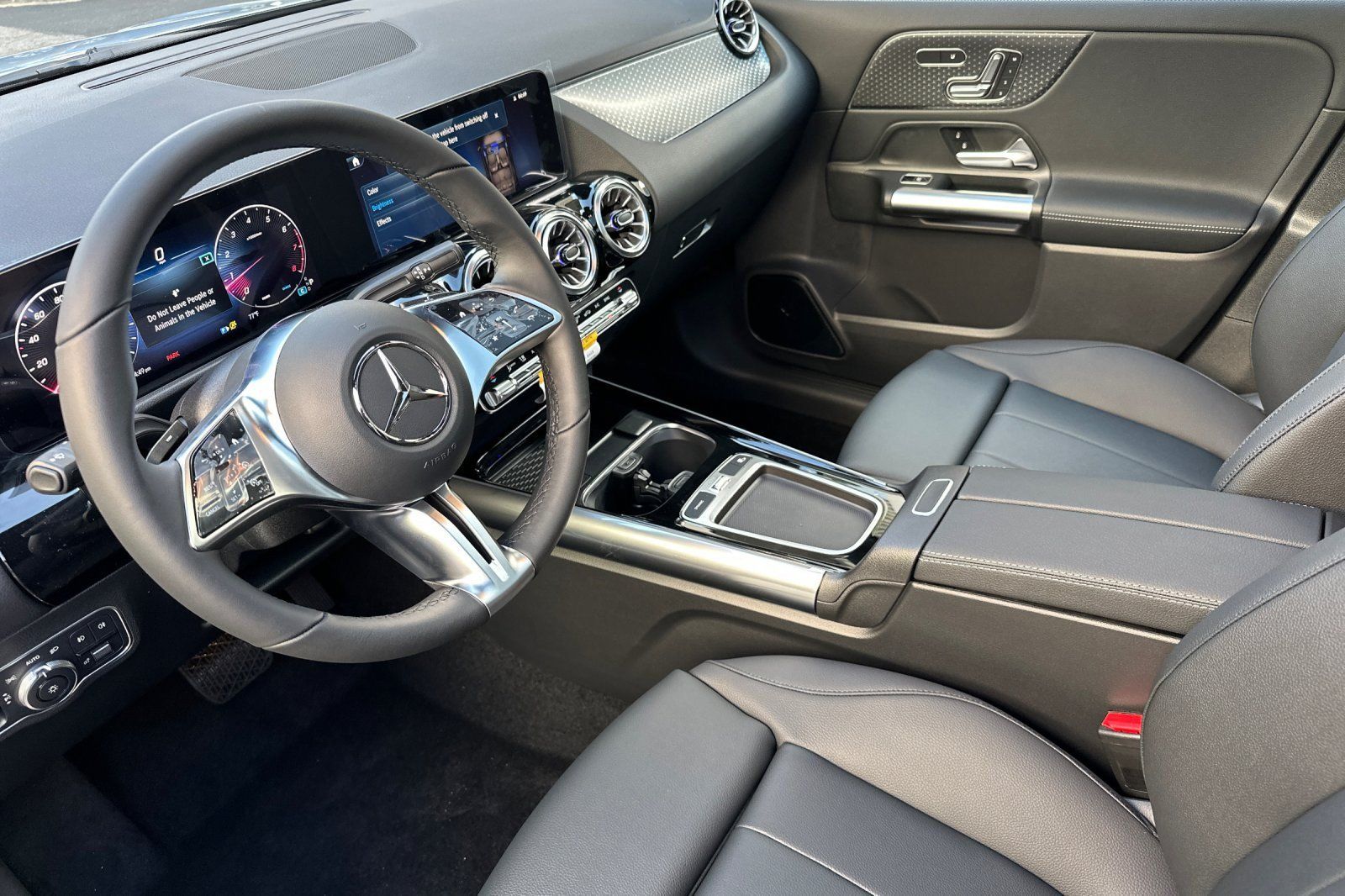 New 2026 Mercedes-Benz GLA 250 image 9