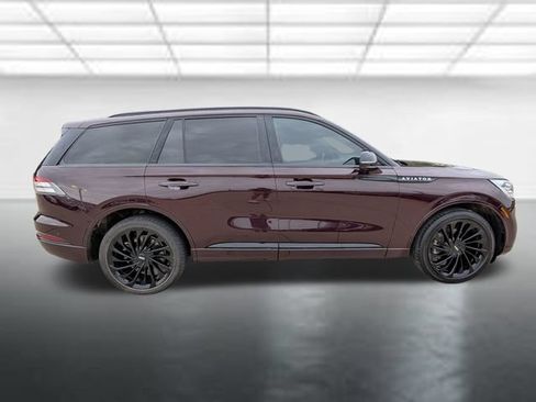Used 2023 Lincoln Aviator Reserve w/ Equipment Group 201A AWD/4WD image 35
