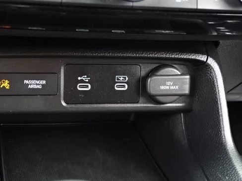 Used 2025 Honda Civic Sport image 32
