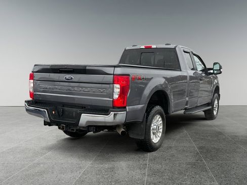 Used 2022 Ford F250 XL w/ STX Appearance Package image 5