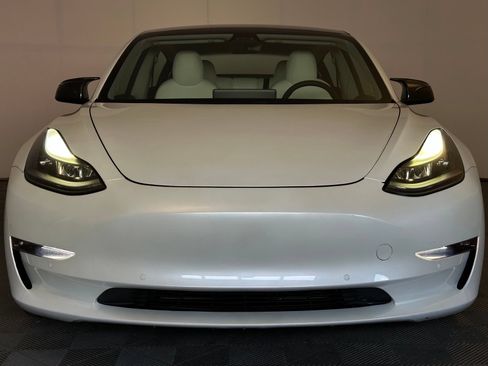 Used 2021 Tesla Model 3 Long Range AWD/4WD image 23