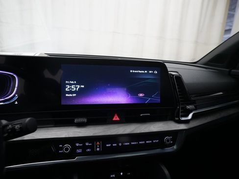 Used 2023 Kia Sportage X-Line w/ X-Line Premium Package image 6