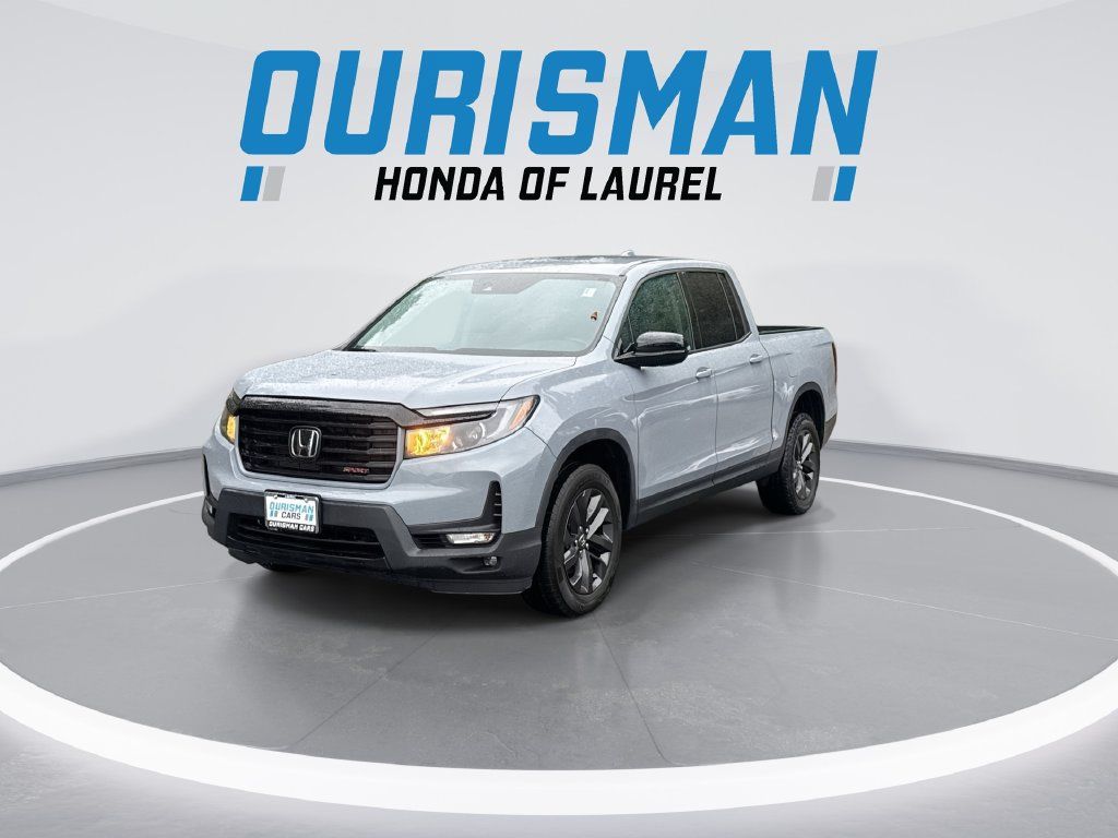 Used 2023 Honda Ridgeline Sport image 4