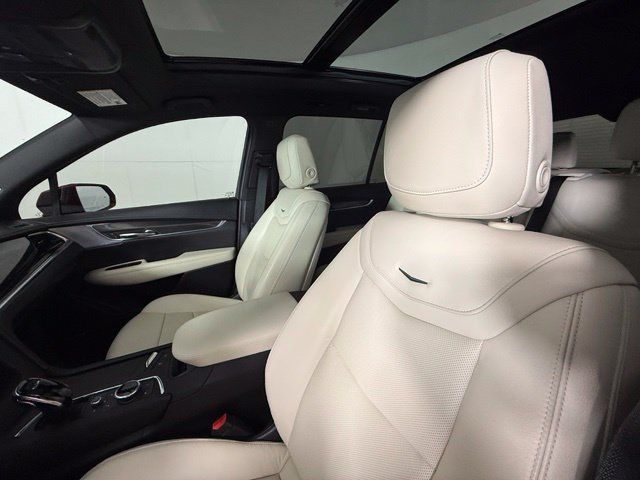 Used 2020 Cadillac XT6 Sport AWD/4WD image 18