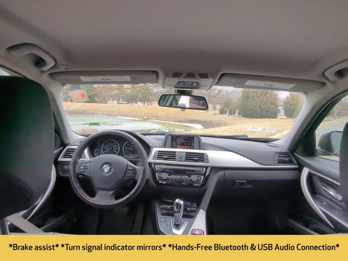 Used 2017 BMW 320i xDrive Sedan image 12