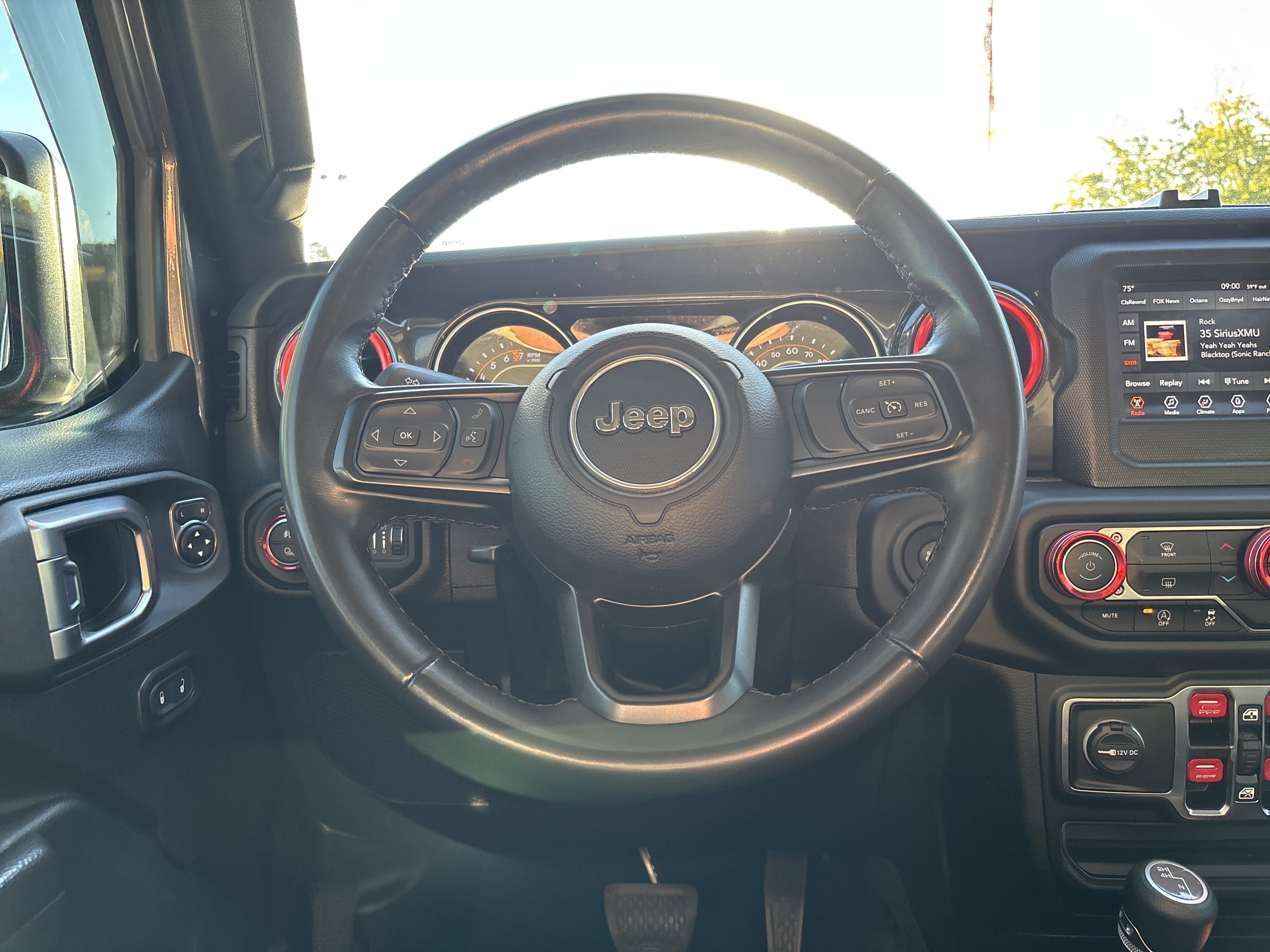 Used 2022 Jeep Gladiator Sport AWD/4WD image 24