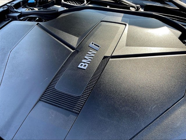 Used 2023 BMW i7 xDrive60 AWD/4WD image 31