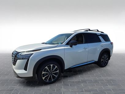 New 2026 Nissan Pathfinder Platinum